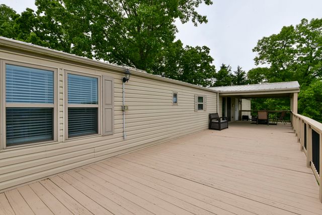 269 Moore Lane, Blue Eye, MO 65611
