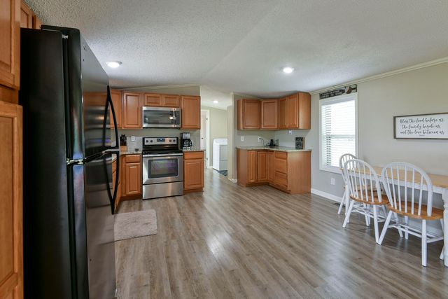 269 Moore Lane, Blue Eye, MO 65611