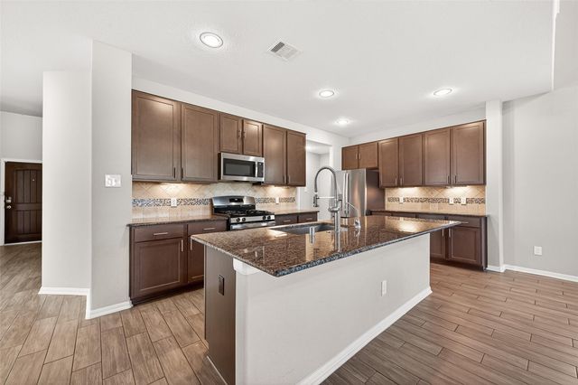 32726 Harvest Valley Drive, Brookshire, TX 77423