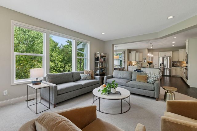 20581 Kaiser Way, Lakeville, MN 55044
