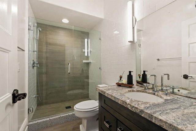 4120 Bayard St, San Diego, CA 92109