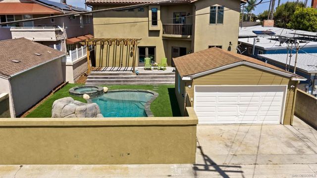 4120 Bayard St, San Diego, CA 92109