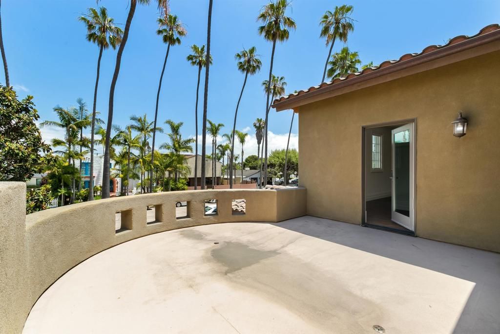 Image 39 of property listing at 4120 Bayard St, San Diego, CA 92109