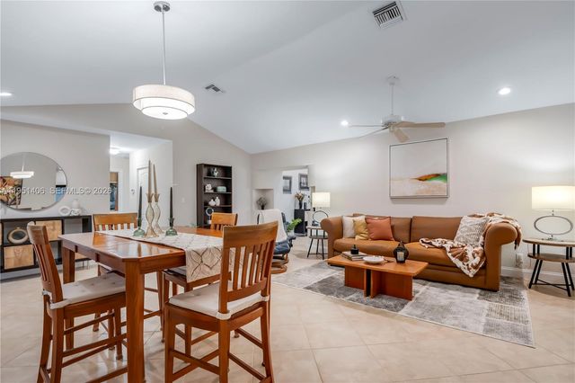 2751 SW 137th Ter, Davie, FL 33330