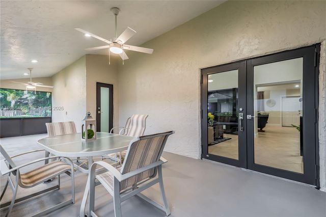 2751 SW 137th Ter, Davie, FL 33330