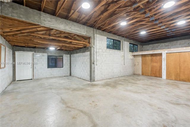 2751 SW 137th Ter, Davie, FL 33330