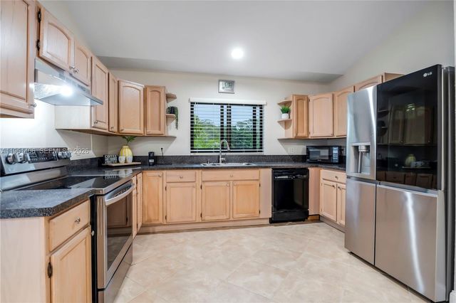 2751 SW 137th Ter, Davie, FL 33330