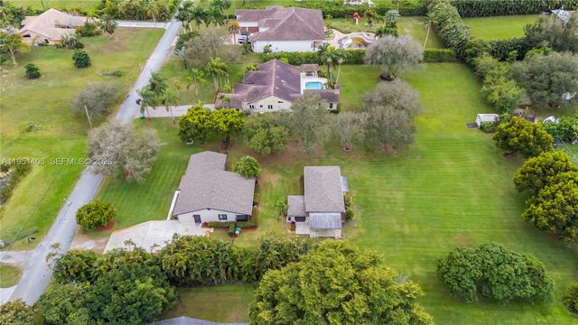 2751 SW 137th Ter, Davie, FL 33330