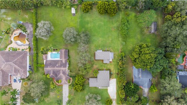 2751 SW 137th Ter, Davie, FL 33330