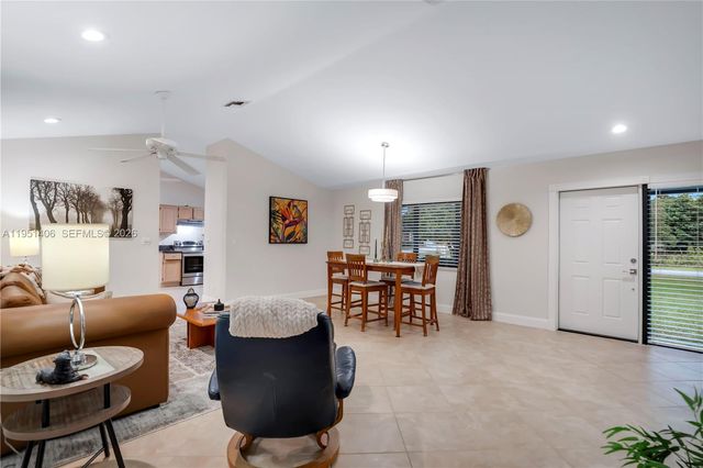 2751 SW 137th Ter, Davie, FL 33330