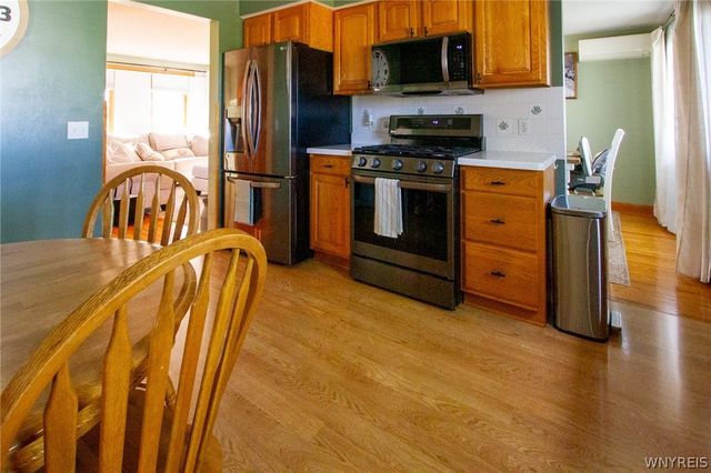 132 Lawnwood Drive, Amherst, NY 14228