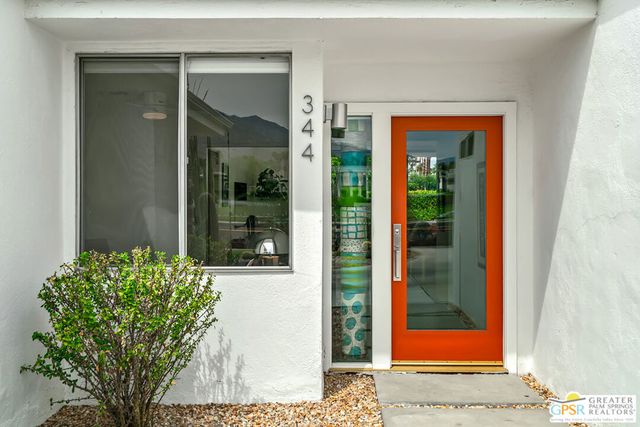344 E Avenida Granada, Palm Springs, CA 92264