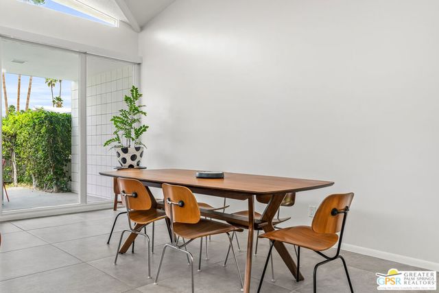 344 E Avenida Granada, Palm Springs, CA 92264