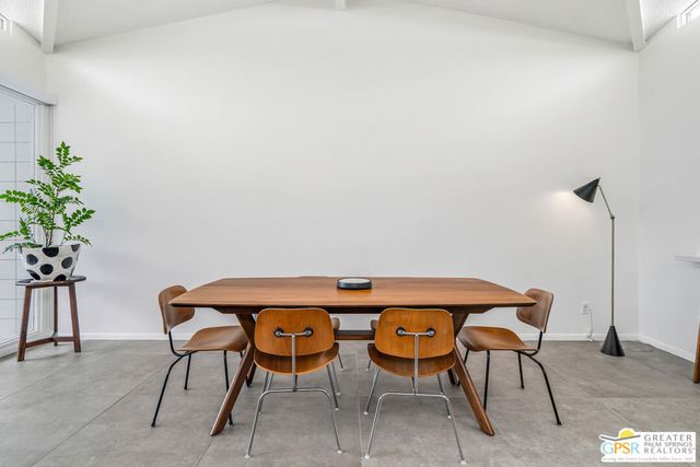 344 E Avenida Granada, Palm Springs, CA 92264