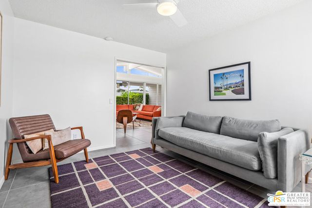 344 E Avenida Granada, Palm Springs, CA 92264