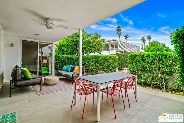 344 E Avenida Granada, Palm Springs, CA 92264