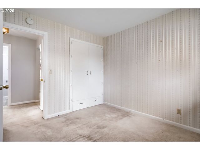 1103 Se 120TH Ave, Portland, OR 97216