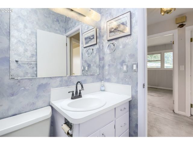 1103 Se 120TH Ave, Portland, OR 97216