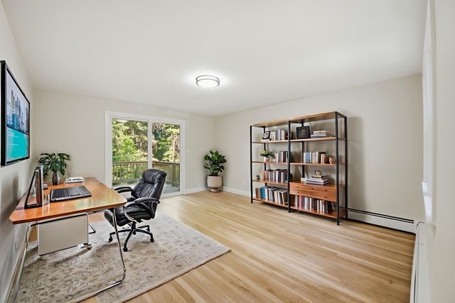 3 Jonathan Ln, Chelmsford, MA 01824