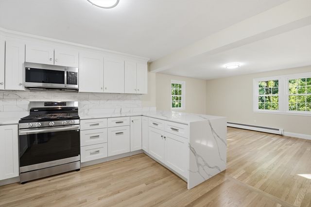 3 Jonathan Ln, Chelmsford, MA 01824