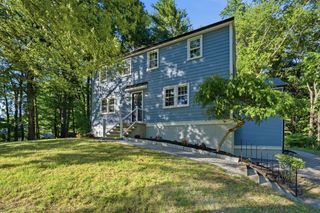 3 Jonathan Ln, Chelmsford, MA 01824