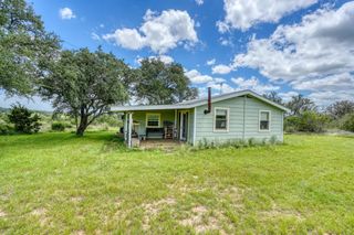 691 Grape Creek RD, Johnson City, TX 78636