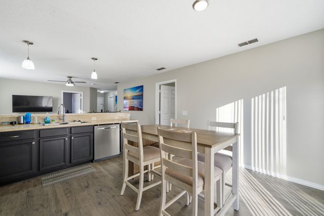 5301 Fargo Court, Gulf Breeze, FL 32563