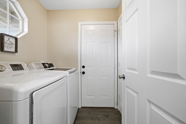 5301 Fargo Court, Gulf Breeze, FL 32563