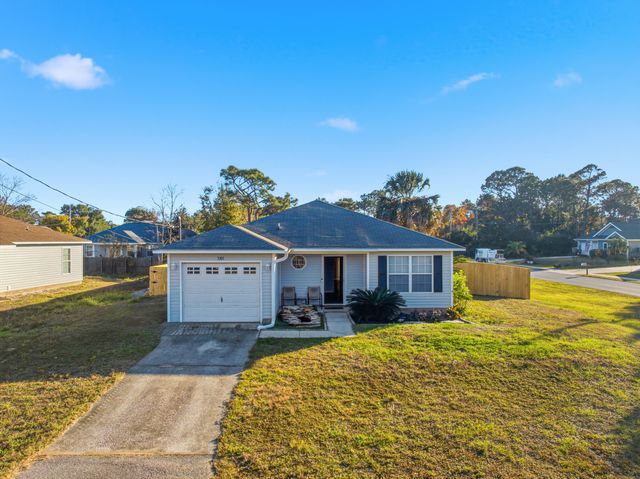 5301 Fargo Court, Gulf Breeze, FL 32563