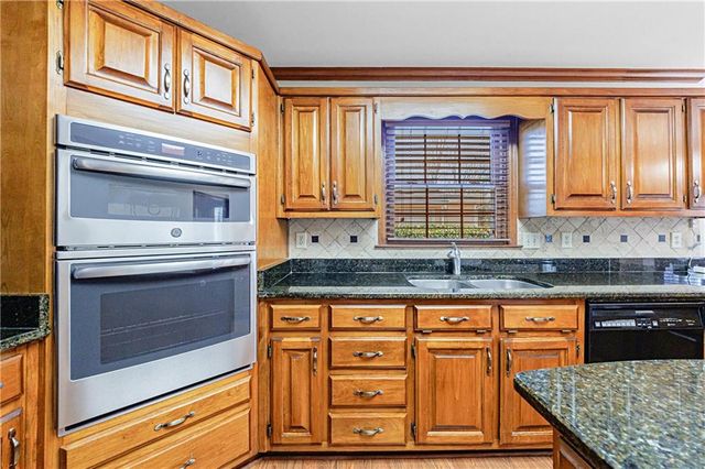 410 Red Jacket Way, Alpharetta, GA 30005