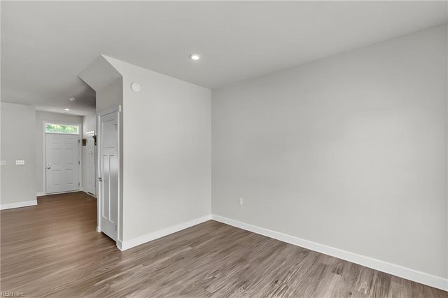 279 Brittlebrush DR, Portsmouth, VA 23701