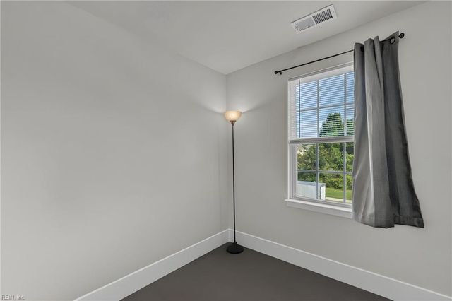 279 Brittlebrush DR, Portsmouth, VA 23701