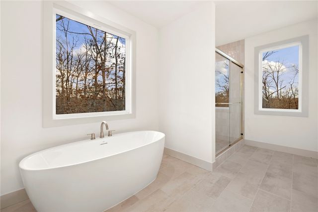 17 Malone Drive, Bella Vista, AR 72715