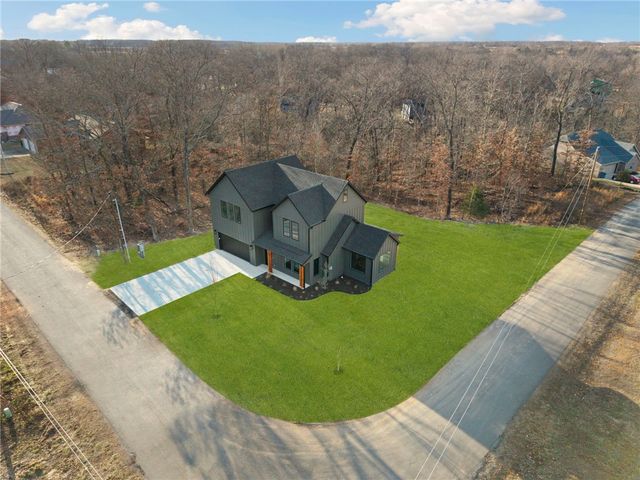 17 Malone Drive, Bella Vista, AR 72715