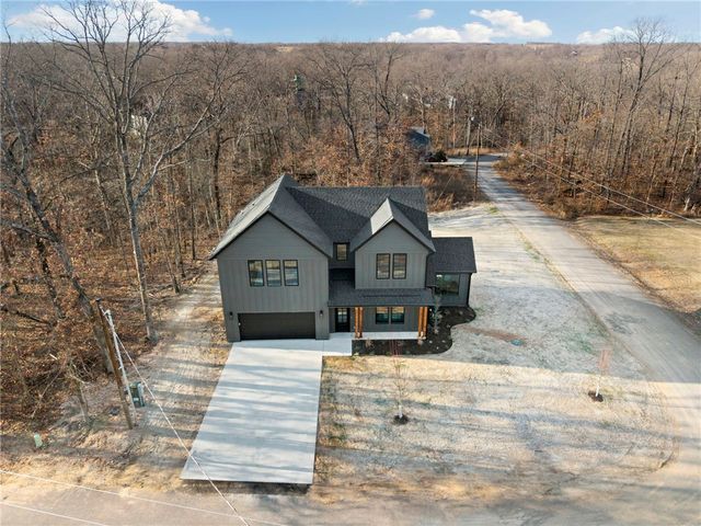 17 Malone Drive, Bella Vista, AR 72715