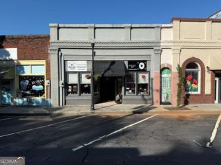 923 Commercial Street NE, Conyers, GA 30012