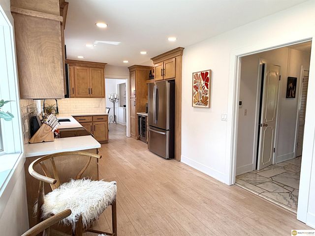 1016 Meadow Road, Omaha, NE 68154