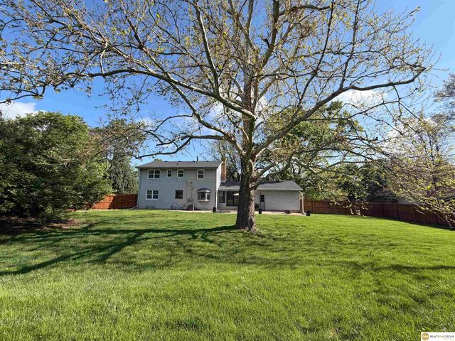 1016 Meadow Road, Omaha, NE 68154
