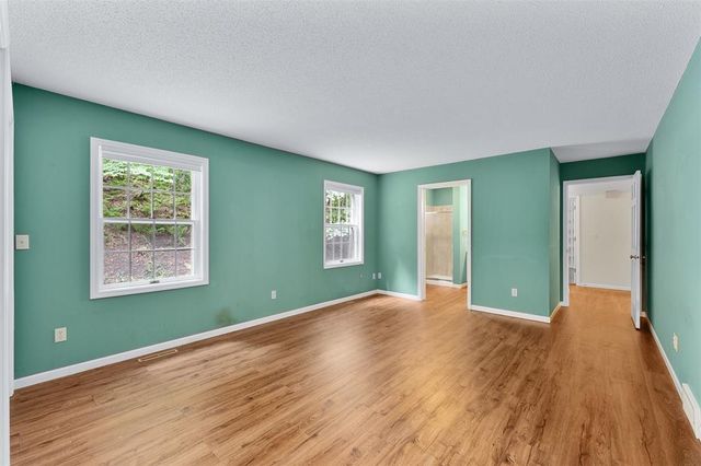 137 Canterbury Road, Eau Claire, WI 54701