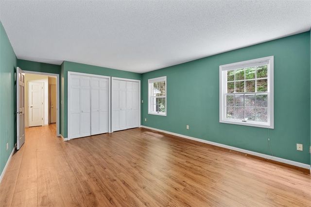 137 Canterbury Road, Eau Claire, WI 54701