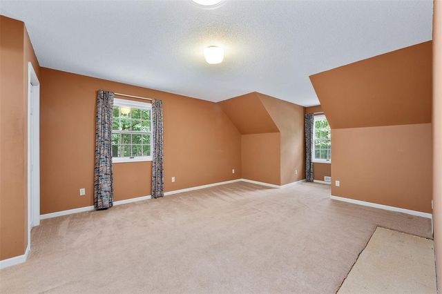 137 Canterbury Road, Eau Claire, WI 54701