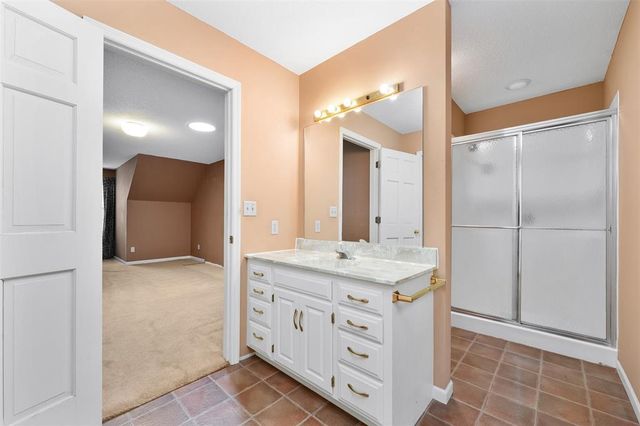 137 Canterbury Road, Eau Claire, WI 54701
