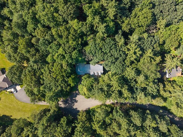 137 Canterbury Road, Eau Claire, WI 54701