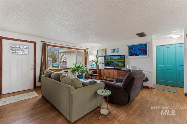 8260 W Holbrook St., Boise, ID 83704