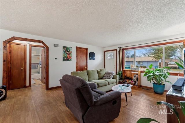 8260 W Holbrook St., Boise, ID 83704