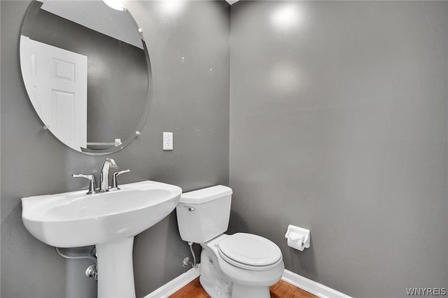 43 Caldwell Drive, West Seneca, NY 14224