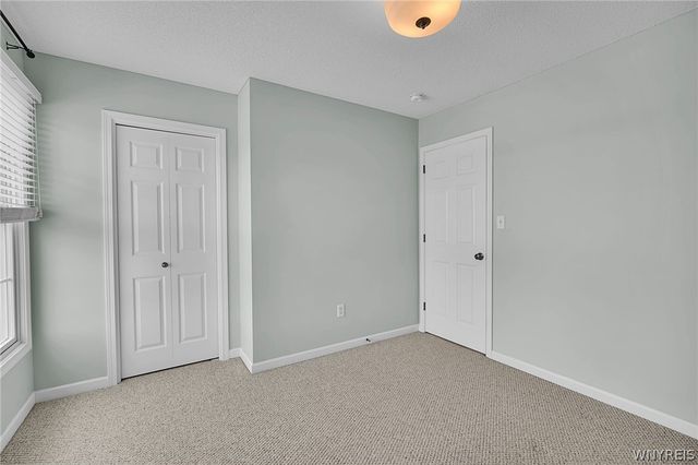 43 Caldwell Drive, West Seneca, NY 14224
