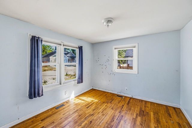 2 Kitty Lane, Taylors, SC 29687
