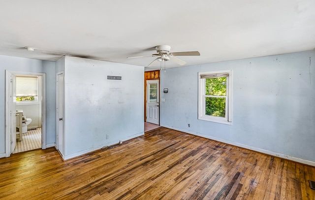 2 Kitty Lane, Taylors, SC 29687