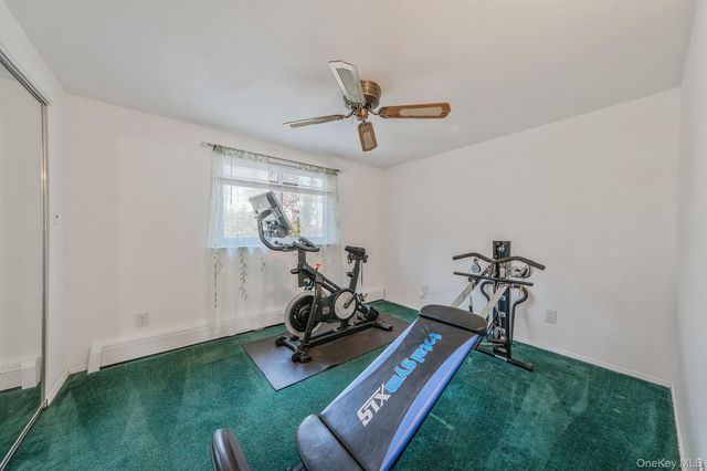 23 Foxboro Avenue, Farmingville, NY 11738